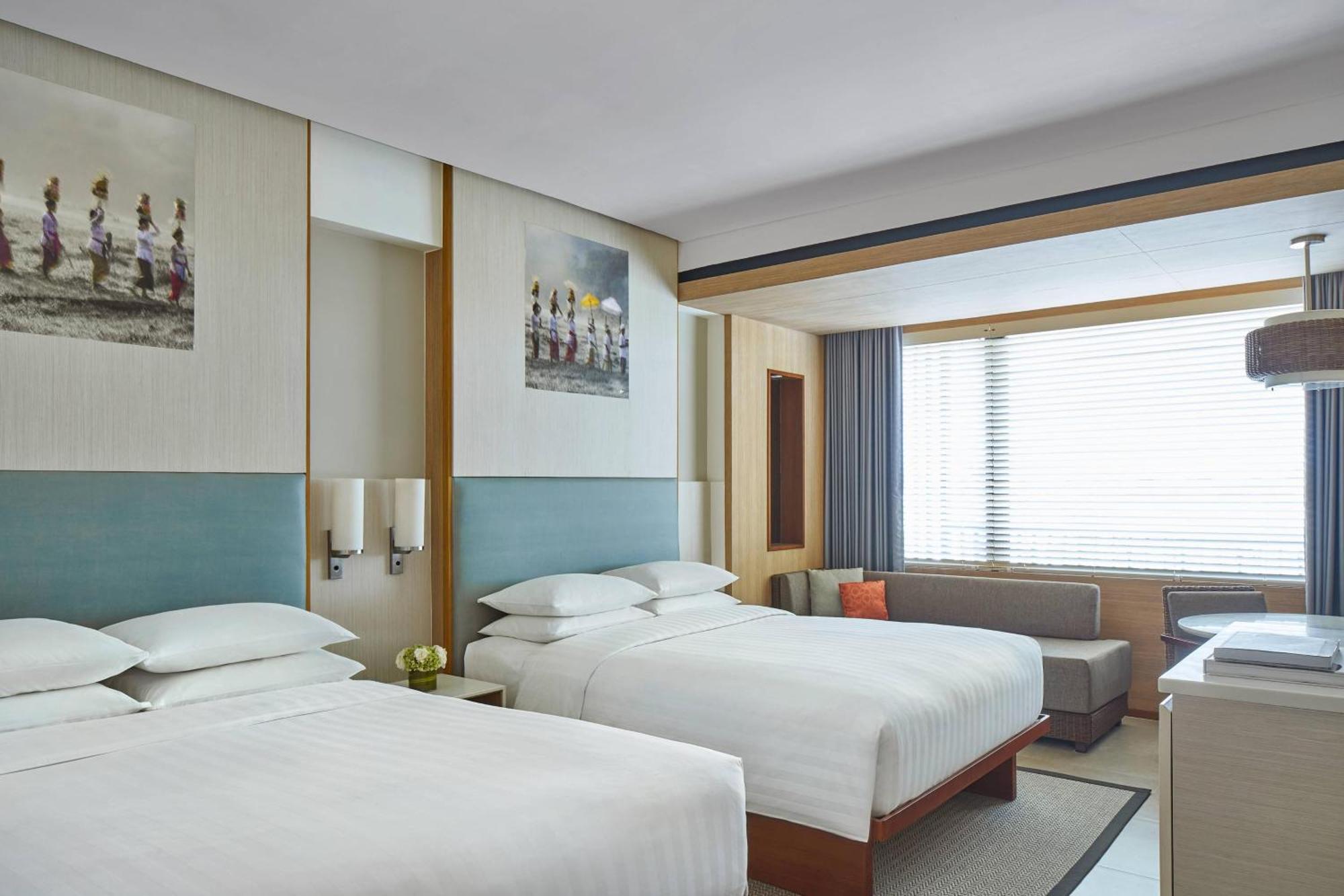 Courtyard By Marriott Bali Seminyak Resort Eksteriør billede A room at the hotel
