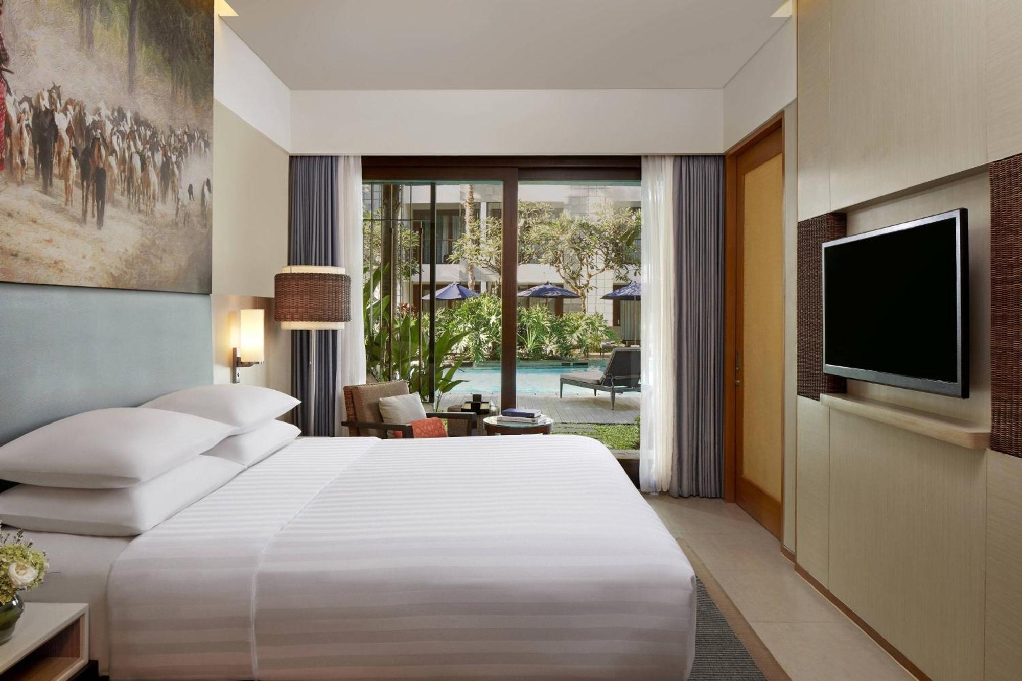 Courtyard By Marriott Bali Seminyak Resort Eksteriør billede Deluxe Pool Access